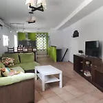 San Miguel Con Solarium Y Barbacoa * トレモリノス
