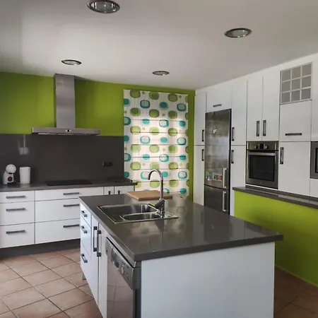 San Miguel Con Solarium Y Barbacoa * トレモリノス